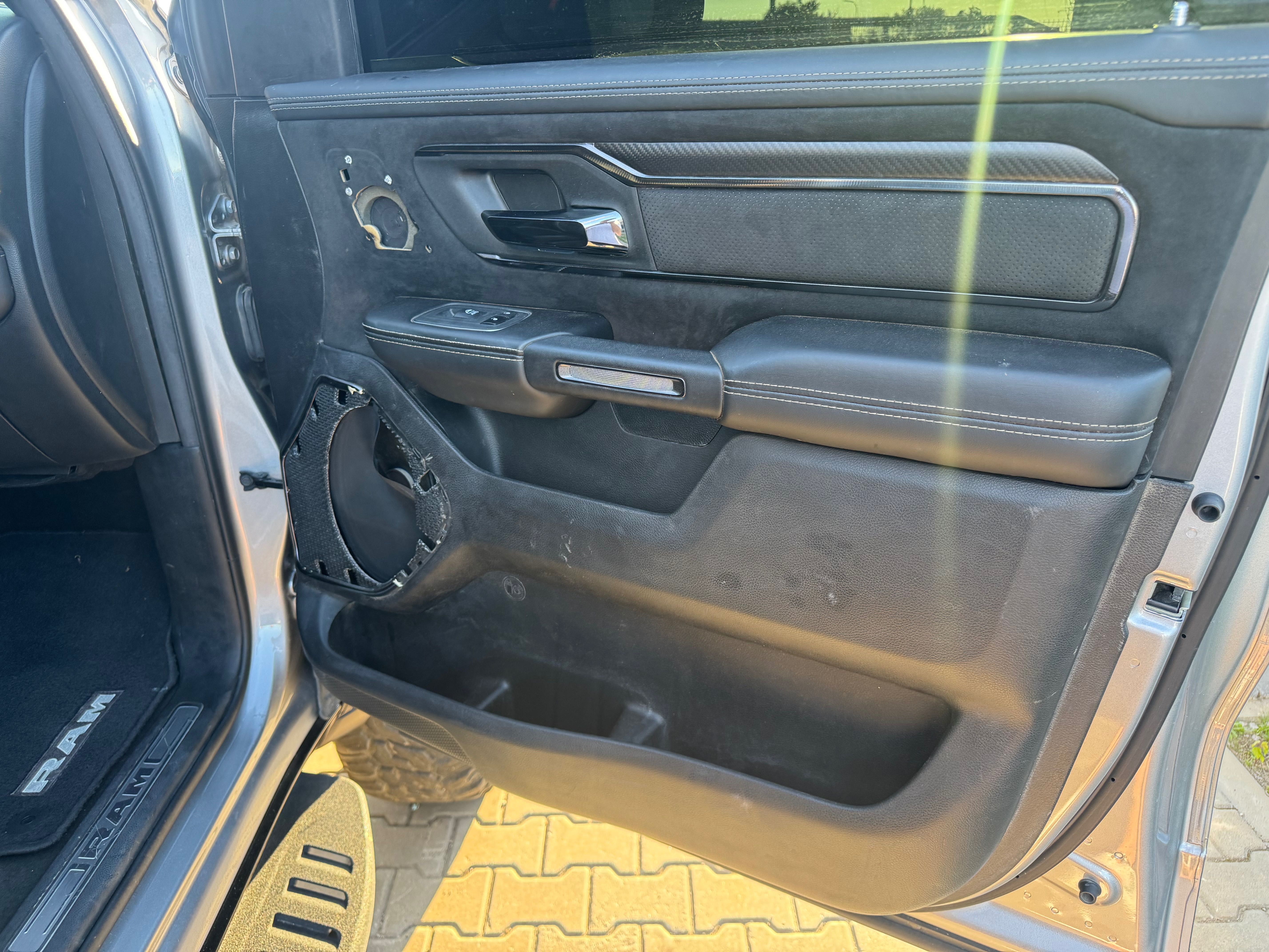 RAM 1500 TRX 2022 bezwypadkowy z USA (bez silnika i skrzyni) FV23%