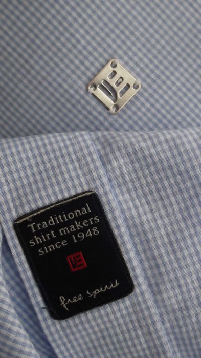 camisa de homem da marca VICTOR EMMANUEL