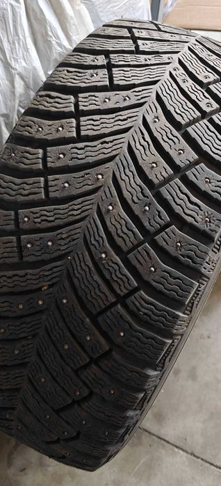 Комплет шин Michelin X-ice North4 та X-ice North3 - R17 225/55