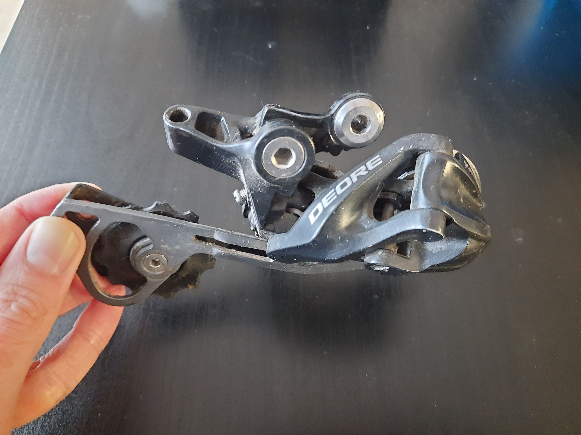 SHIMANO Deore T610 Shadow