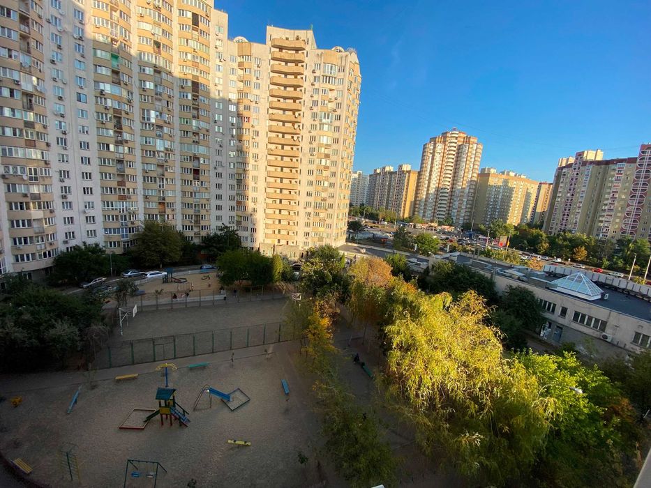 3-кімн кв-ра, вул. Урлівська 11/44, Осокорки, Позняки.