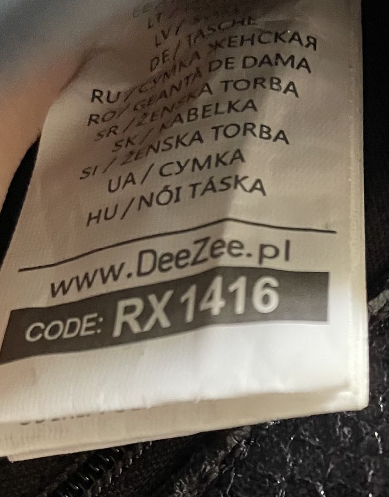 Czarna torebka damska z ćwiekami / zdobieniami DeeZee