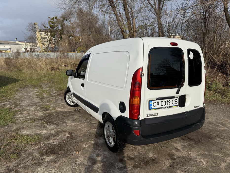 Рено кенго в хорошому стані