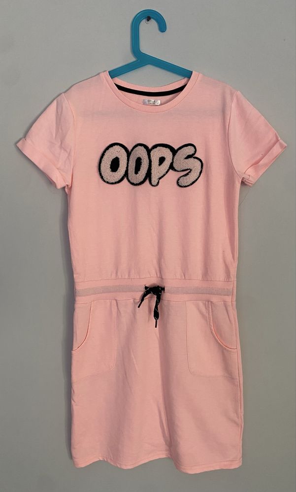 Sukienka dresowa oops girls 158/164 wyrazista