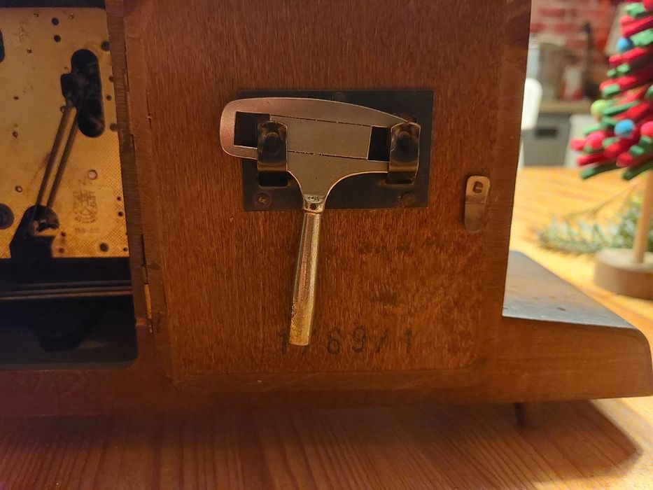 Sprzedam zegar kominkowy Hermle