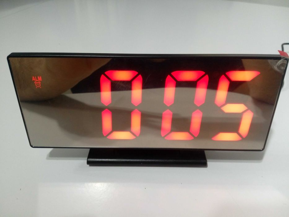 BUDZIK zegar cyfrowy LUSTRO LED Termometr