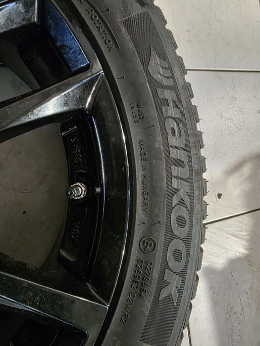 Felgi Hyundai 16" 5x114,3 z oponami 205/55 R16 i30 i40