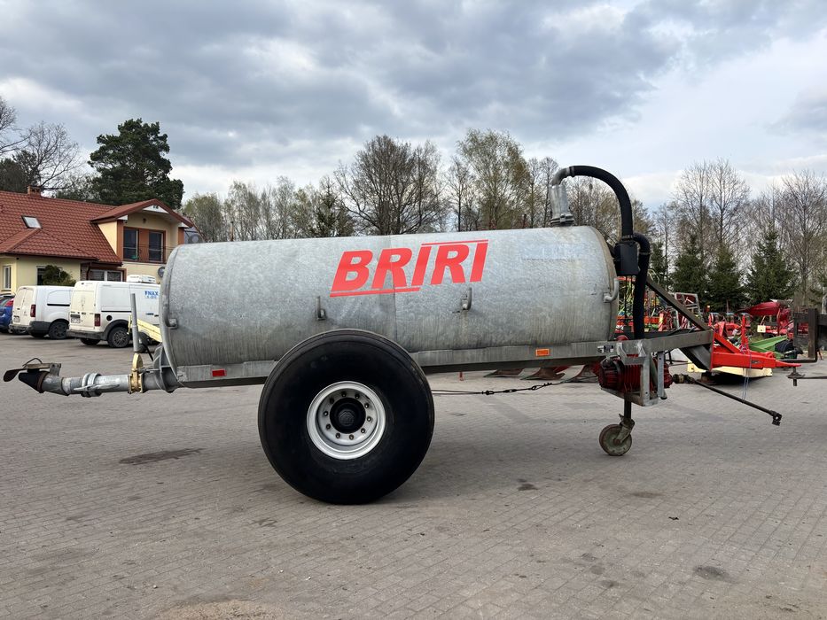 Beczkowóz 5000 litrów Briri ocynk beczka szambiarka wóz joskin garant