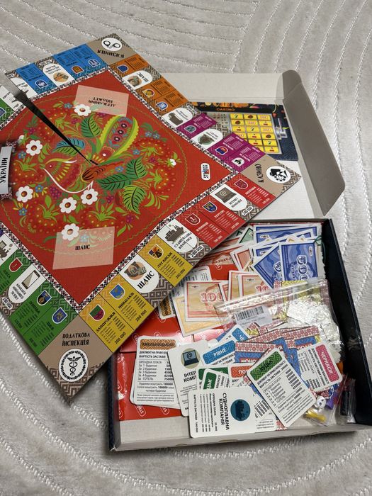 Настольные игры: крысиные бега 2, бункер, монополия