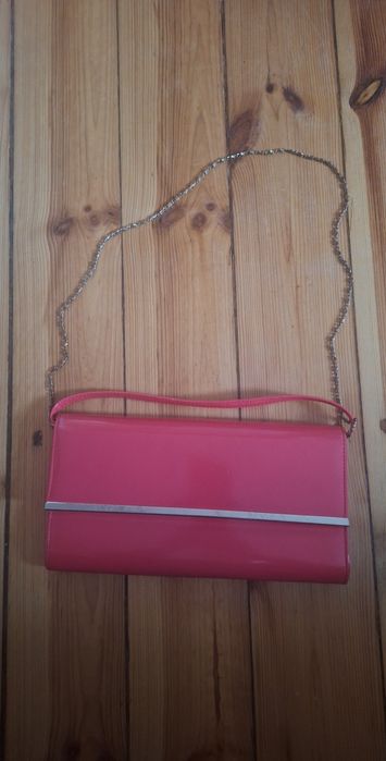 Torebka, kopertówka, błyszcząca, łososiowa na wesele, imprezy