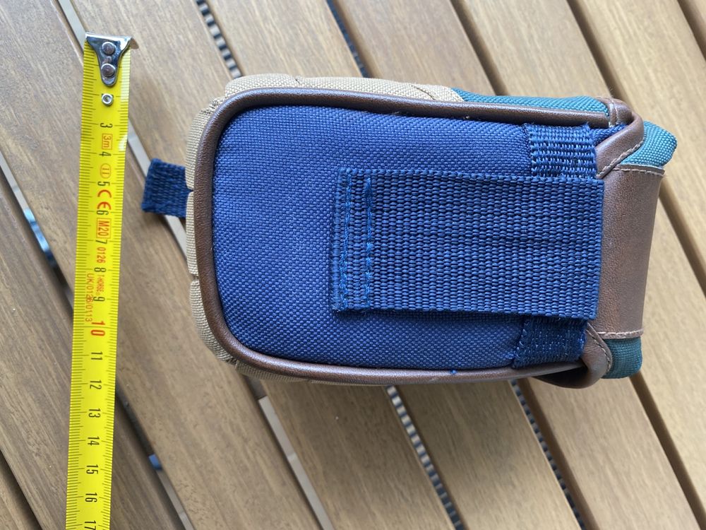 Bolsa pequena para máquina fotográfica
