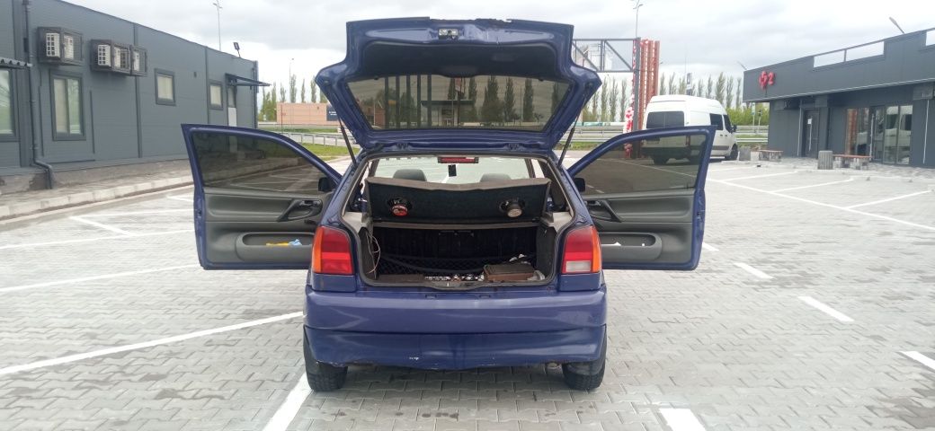 Продам Volkswagen Polo 6n1