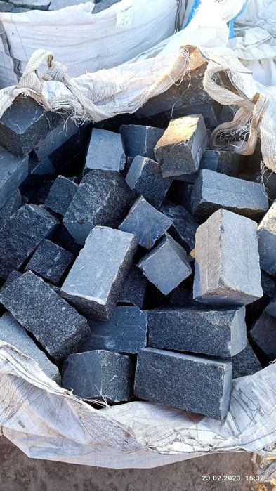 Бруківка гранітна Буханка 20х10х10