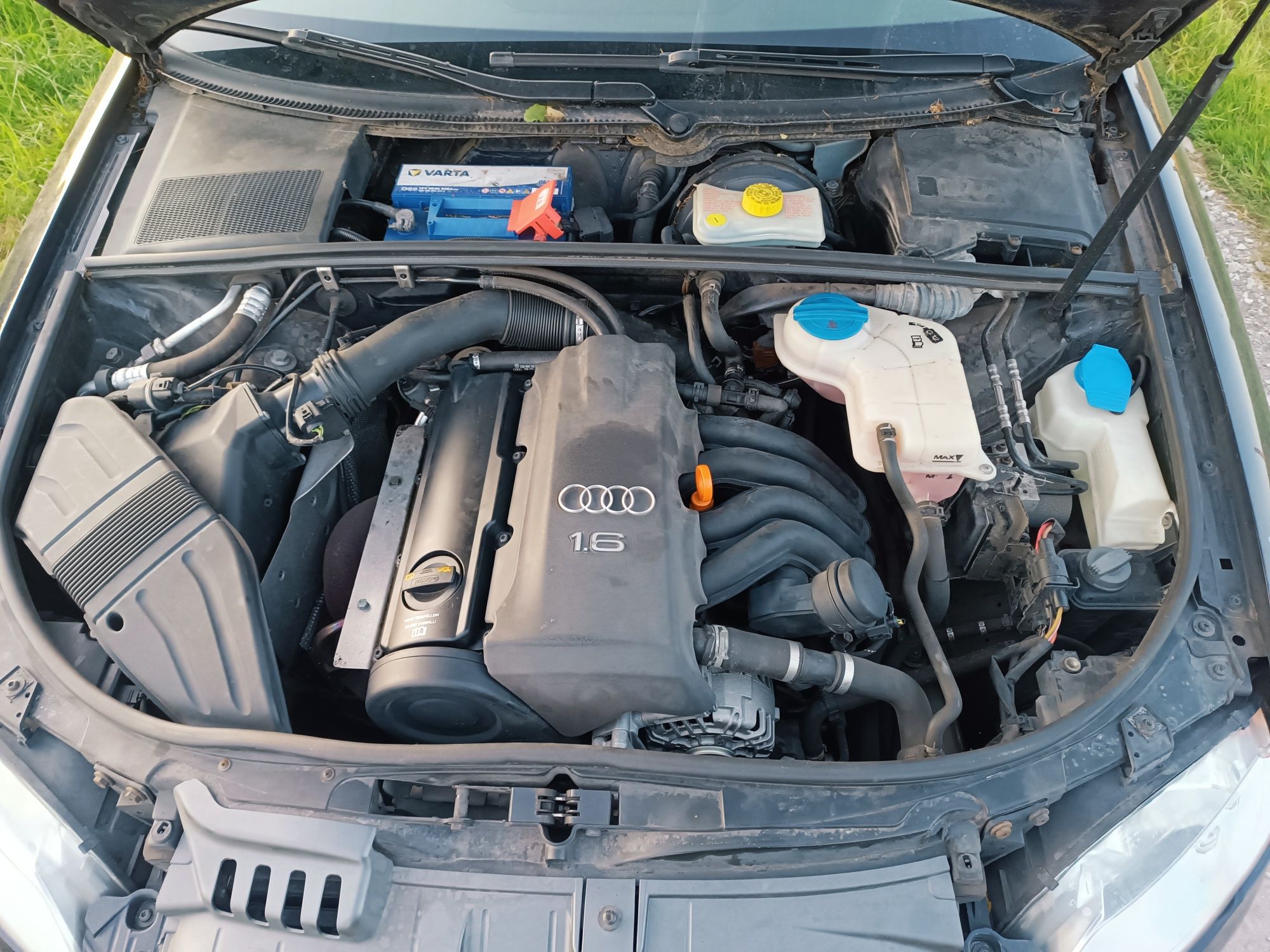 Audi A4 B7 1.6 MPI sprowadzony klimatyzacja