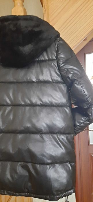 Жіноча куртка пальто демі