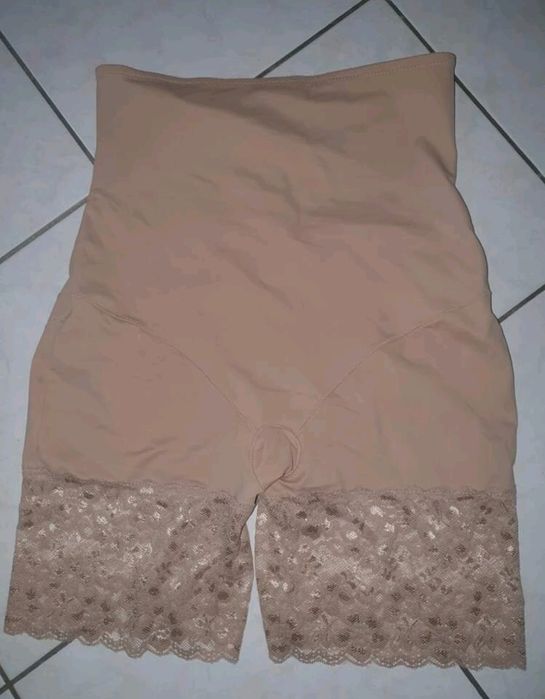 Cinta calção modeladora XXL nova - silicone na cinta (nao escorrega)