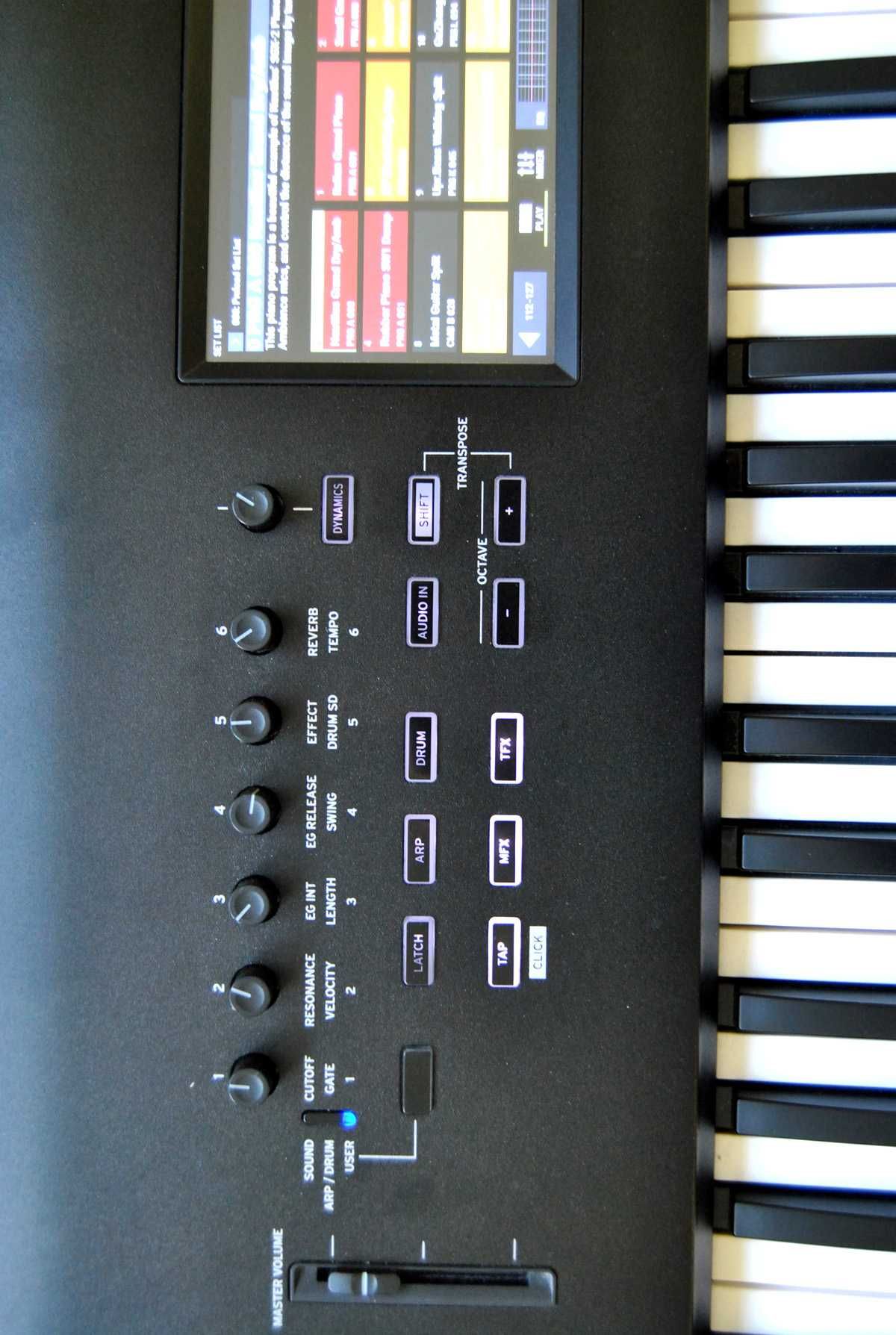 Korg Nautilus. Syntezator Workstation.