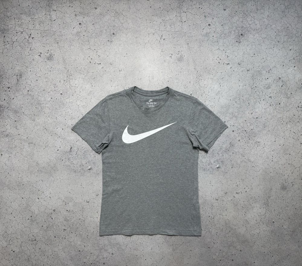 Мужская Футболка Nike Big Swoosh Оригинал Серая Идеал XS-S Drill