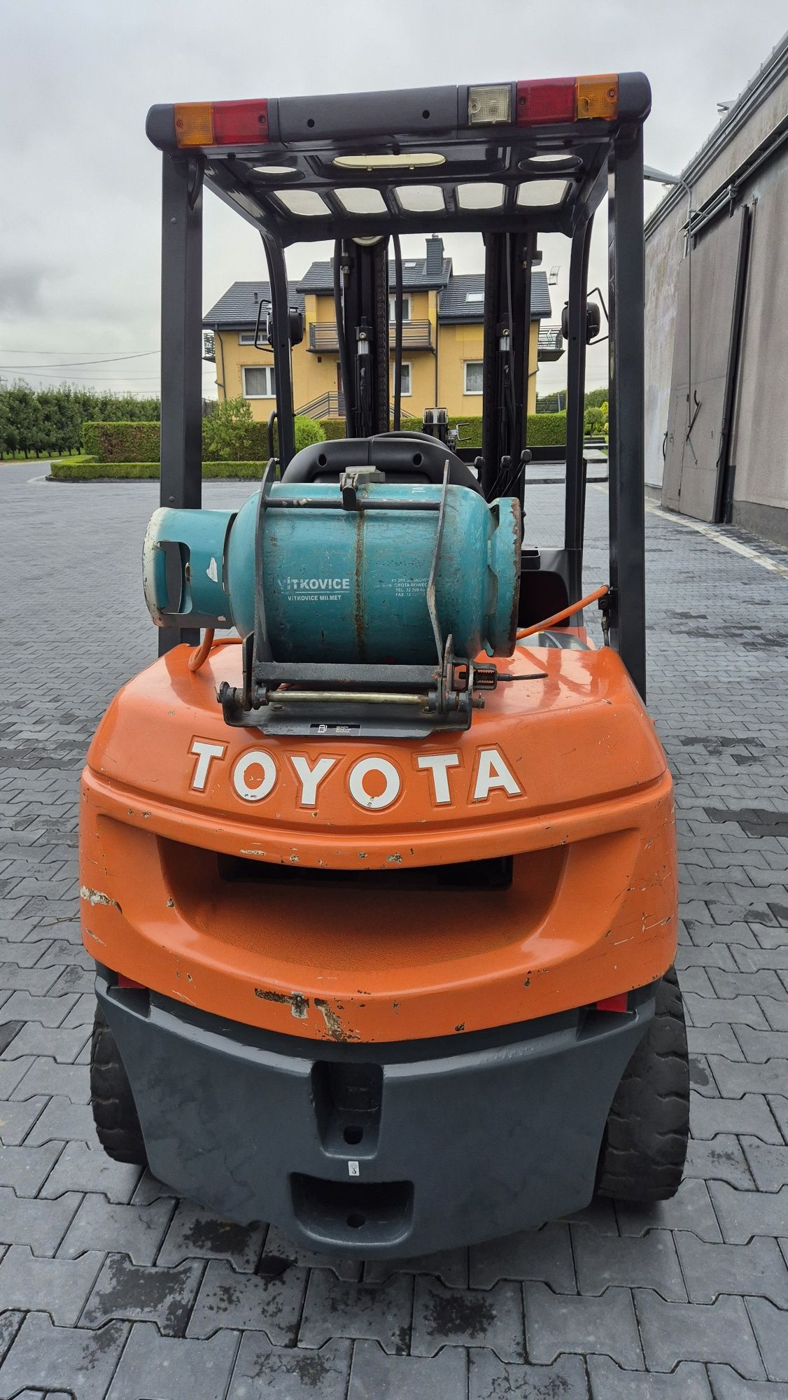 Wózek widłowy TOYOTA 7FGF30, triplex, przesuw, GAZ