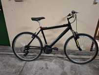 Bicicleta c/ câmara furada