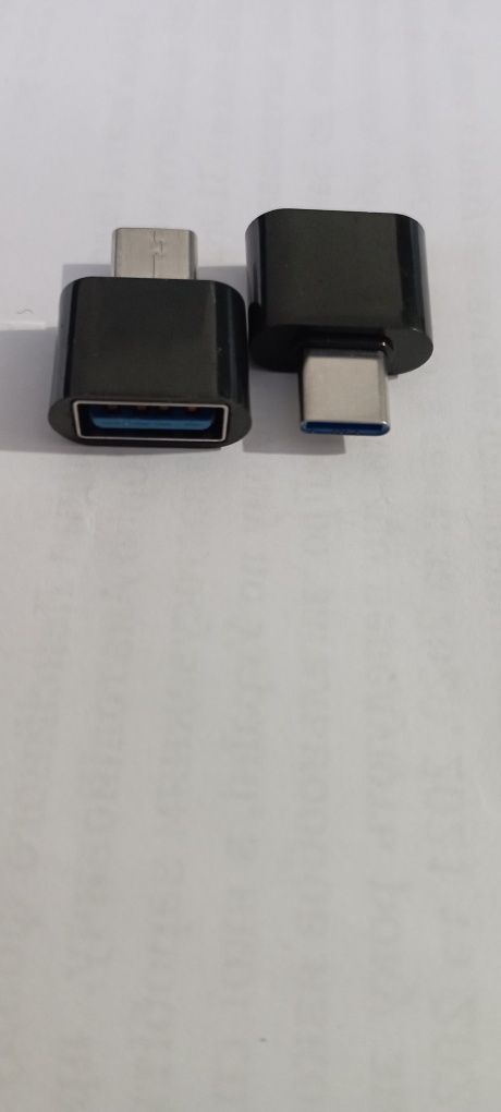 Продам переходники для телефона tape C и ноутбука USB-microSD новые