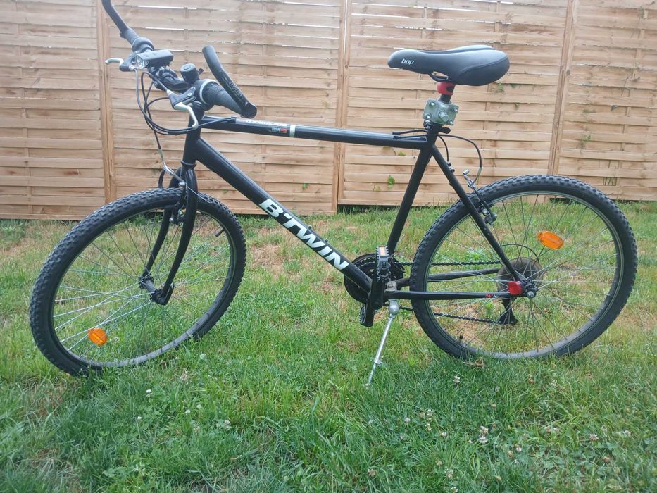 Sprzedam rower górski B'Twin -  L / koła - 26 cali