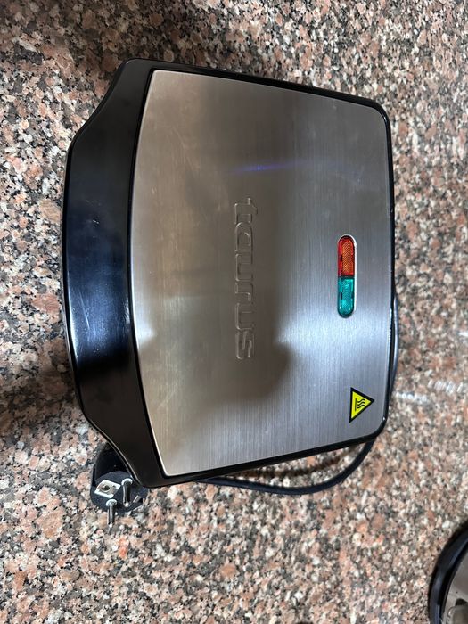 Torradeira/tostadeira/waffles