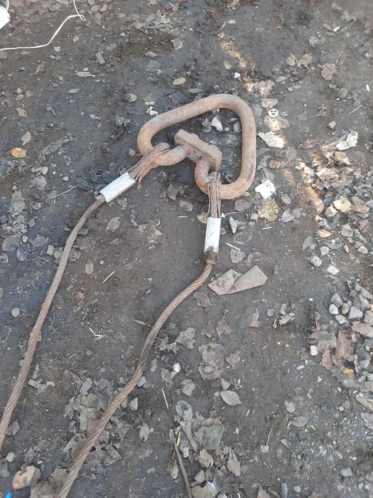 Продам металлический паук.