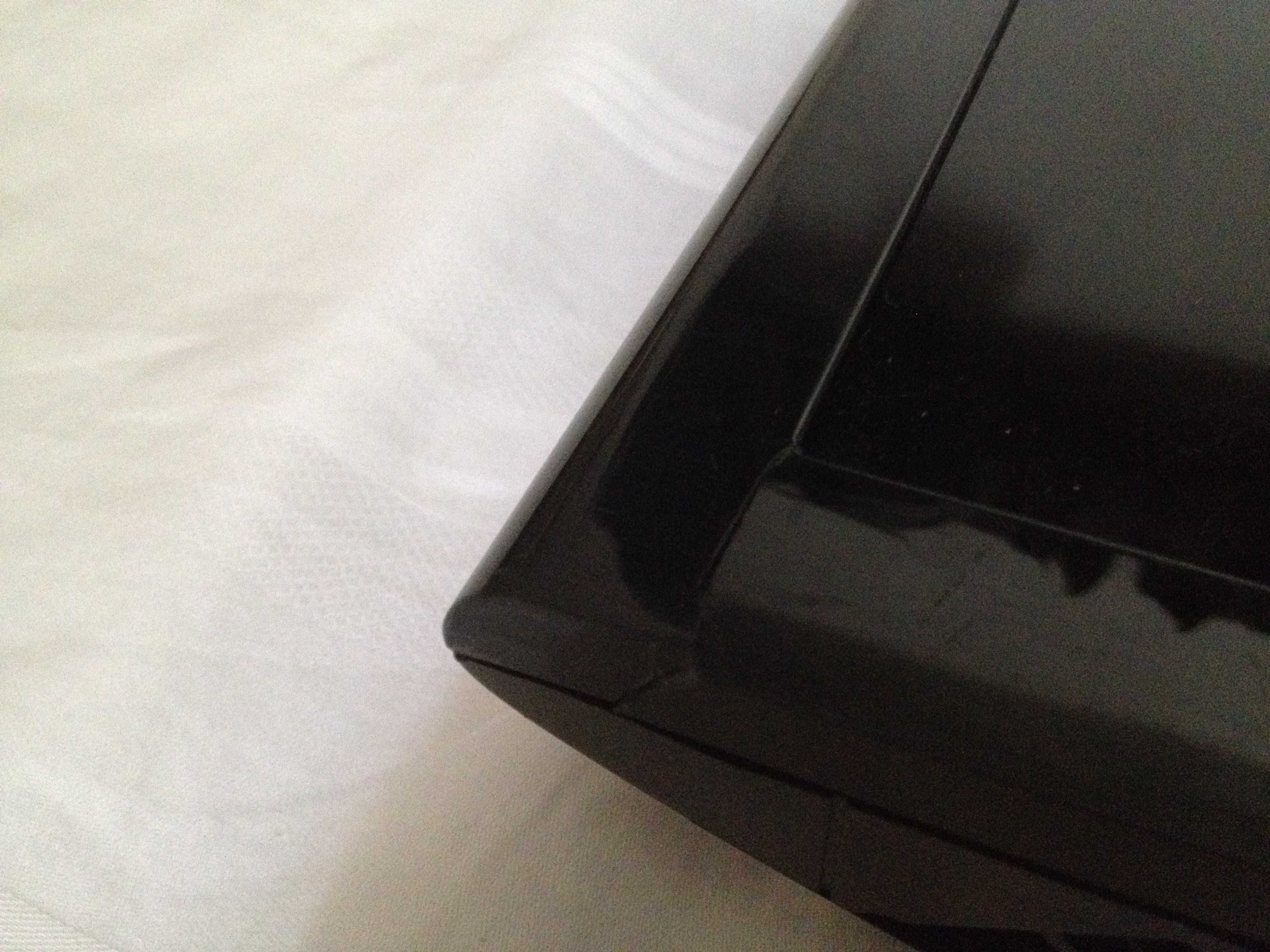 Телевизор Samsung UE32J4000