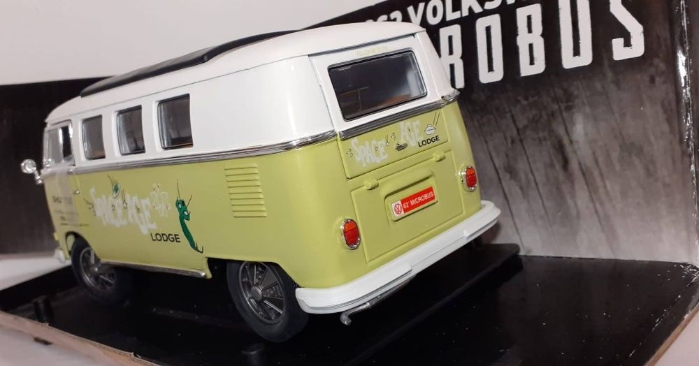 1/18 Vw Pão de forma space Age - Greenlight