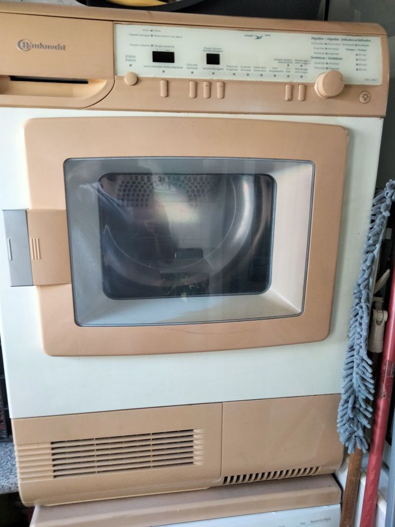 Máquina de secar roupa , não aquece