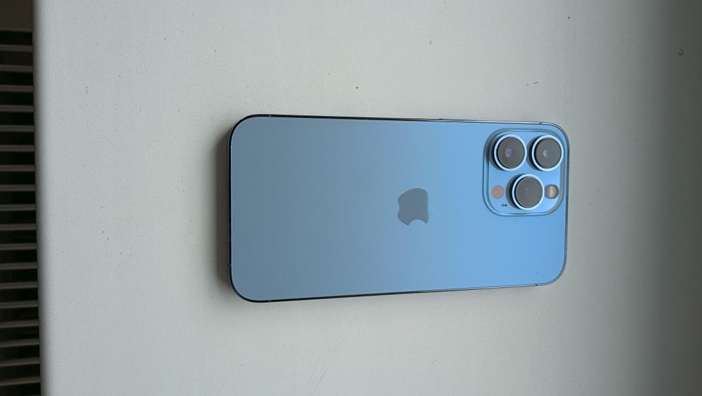 Продам айфон 13 про на 128 г