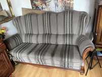 Sofa zabytkowa uszkodzona