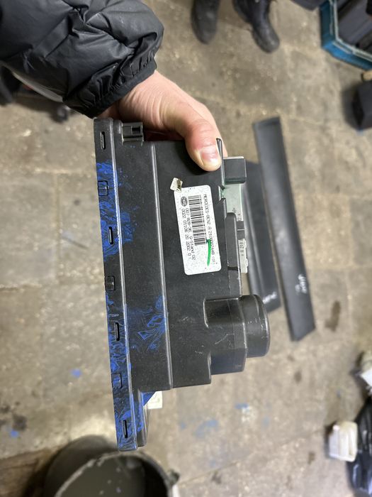 Компресор центрального замка Mercedes W210 W208 2108002448