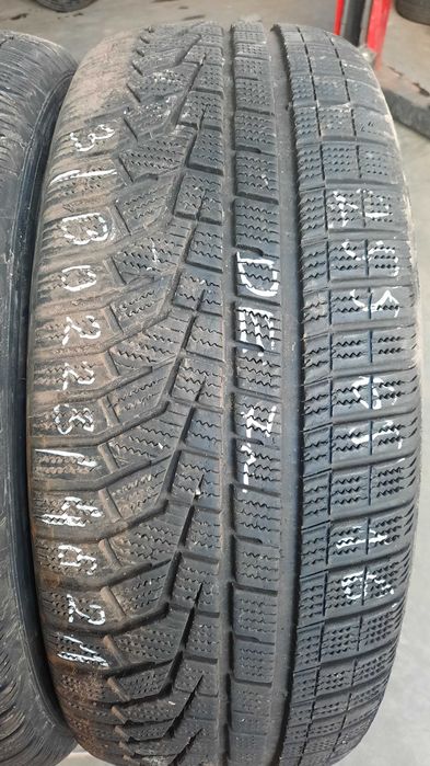 4szt. opony zimowe używane 255/65R16 Hankook Winter Evo2 Suv