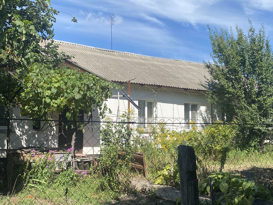 Грушевського, частина будинку