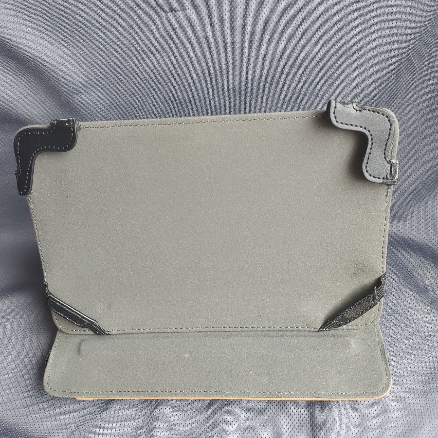 OLIVE etui do tableta 7-8 cali