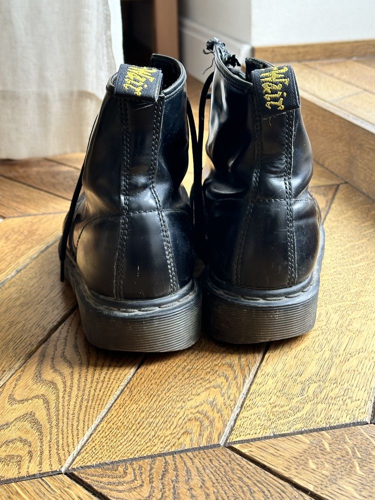 dr martens black