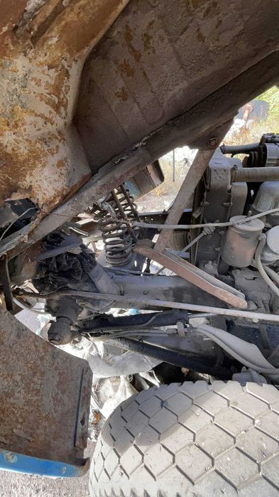 Кран автомобильный на МАЗЕ