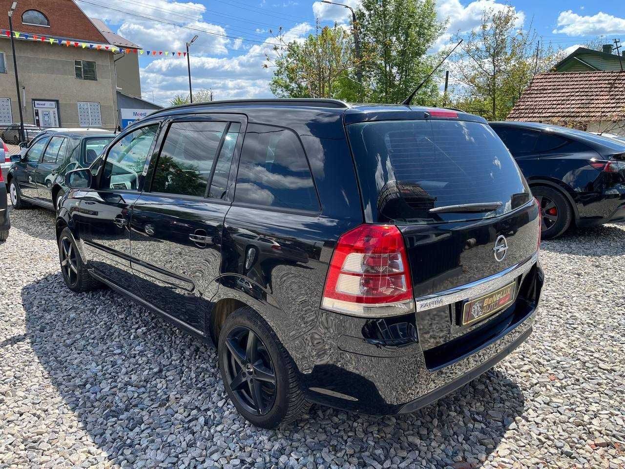 Opel Zafira 2009 7 місць