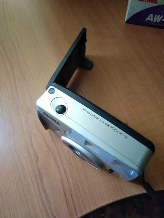 Продам плёночный фотоаппарат skina AW-230