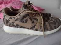 Buty Nike Wmns Roshe One Jacquard  Desert Camo Rozmiar 38