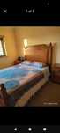Cama casal em madeira maciça + 2 mesas de cabeceira