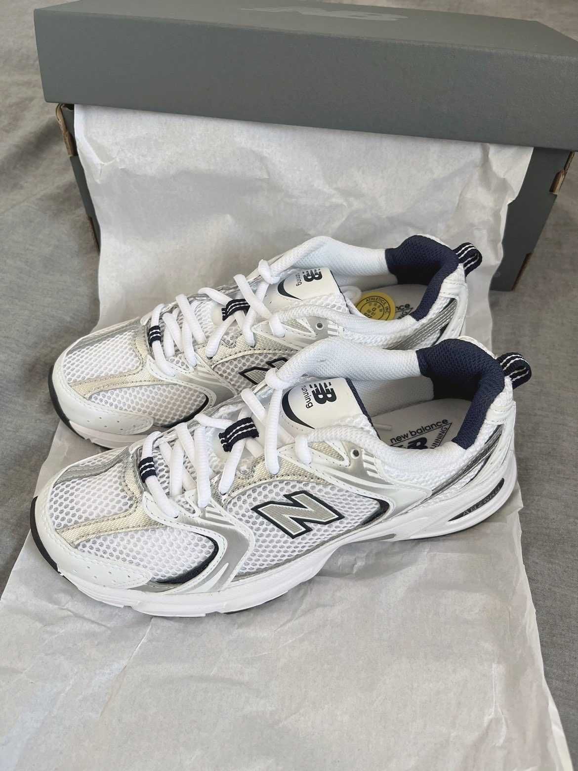 Buty/New_Balance_530/damskie i męskie_WhiteSilver Navy/Rozmiar EU.39.5