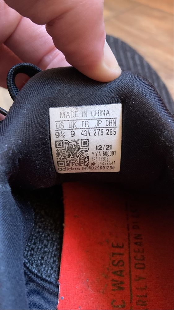 Adidas Ultraboost DNA 4.0 27,5 см Оригінал Чорні