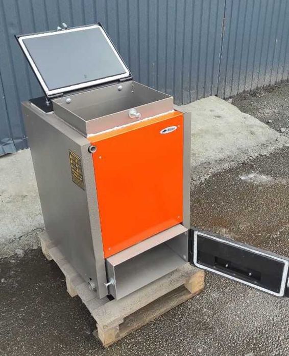 Котел Бокова загрузка, твердопаливний, Бізон, з плитою, сталь 5мм