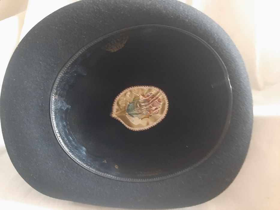 Kapelusz uniwersalny  HABIT