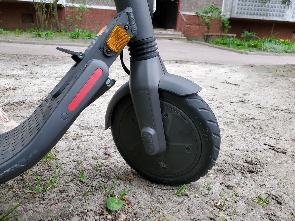 Електросамокат Ninebot Segway KickScooter E45E