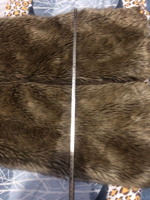 Жилетка зі штучного хутра