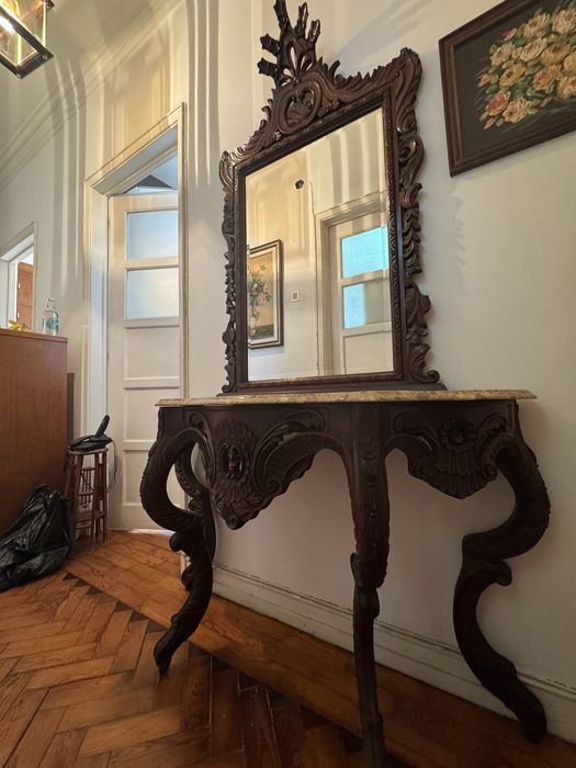 Consola vintage em madeira maciça